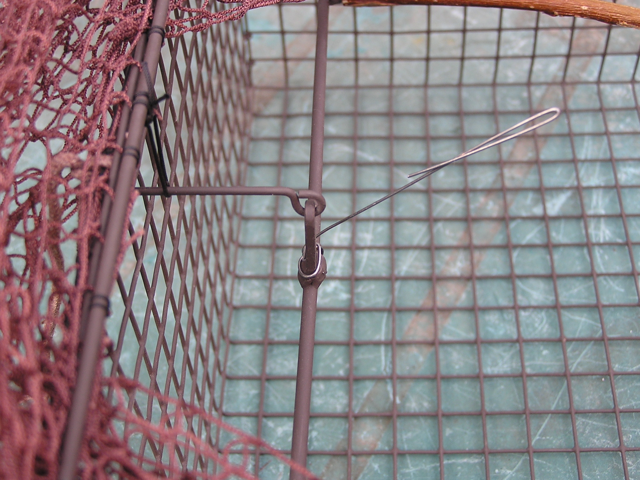 Wire cage traps UCT30 Universal cage trap. Dimensions 30x28x13 cm