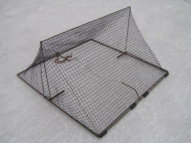 TWB45 - Tent spring trap for trapping waders - with a netting bottom. 